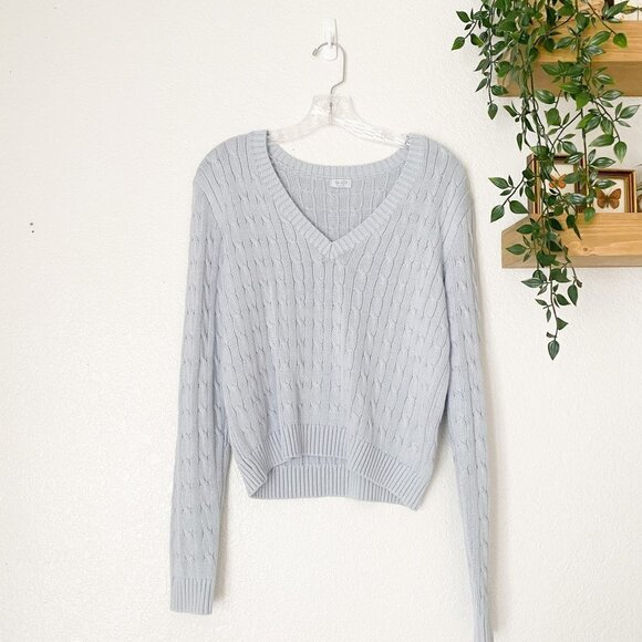 🦋 BRANDY MELVILLE JOHN GALT Leigh Cable Knit Light Blue Sweater Preppy Small - Picture 2 of 4